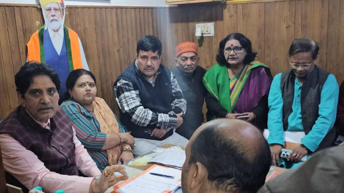 ghaziabad minister sunil sharma explains sir process encourages social workers